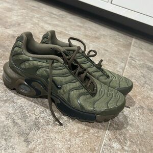 Womens Olive Green Nikes size 5.5